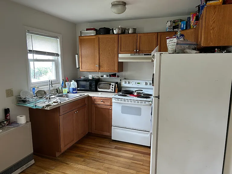 237 Elmwood Ave #6 — Photo 7