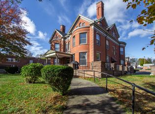197 Linden St #1C, Holyoke, MA 01040
