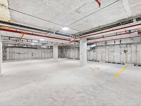 5th image of 153-38 Hillside Ave #708