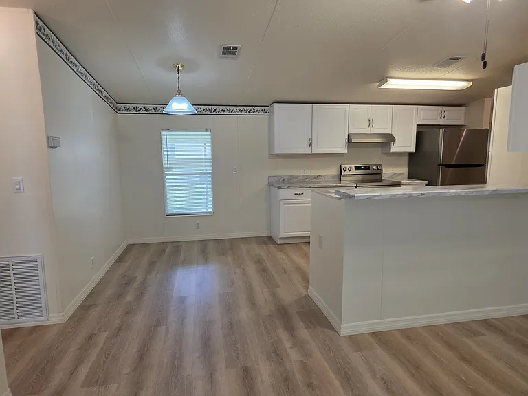29548 Benjamin Dr — Photo 14