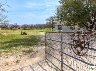 1111 Vivroux Ranch Rd, Seguin, TX 78155