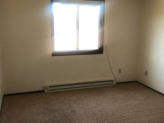 2nd image of 1220 28th Ave S #304