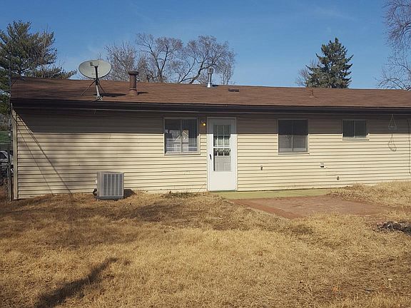 5th image of 9260 Corregidor Ave