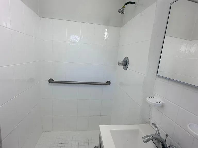 7700 N Miami Ave #5 — Photo 8