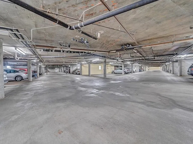 4149 El Camino Way #F — Photo 30