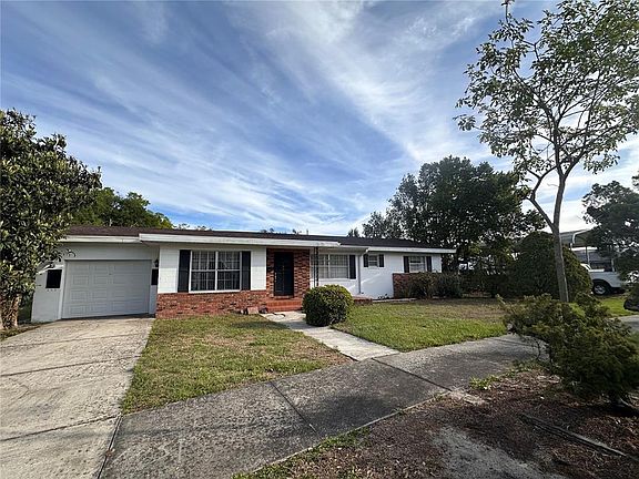 2nd image of 708 Chestnut Rd