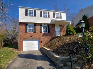 231 Oaklyn Rd, Bethel Park, PA 15102