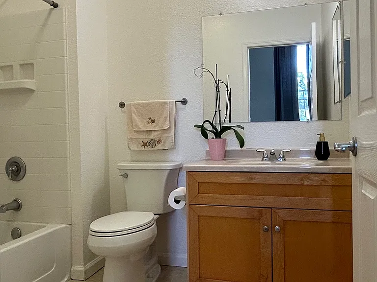 516 Martha St #207 — Photo 13