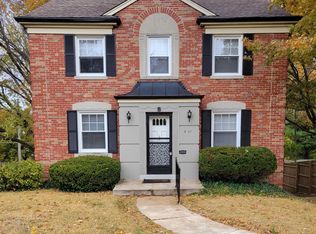 8105 Delmar Blvd, Saint Louis, MO 63130