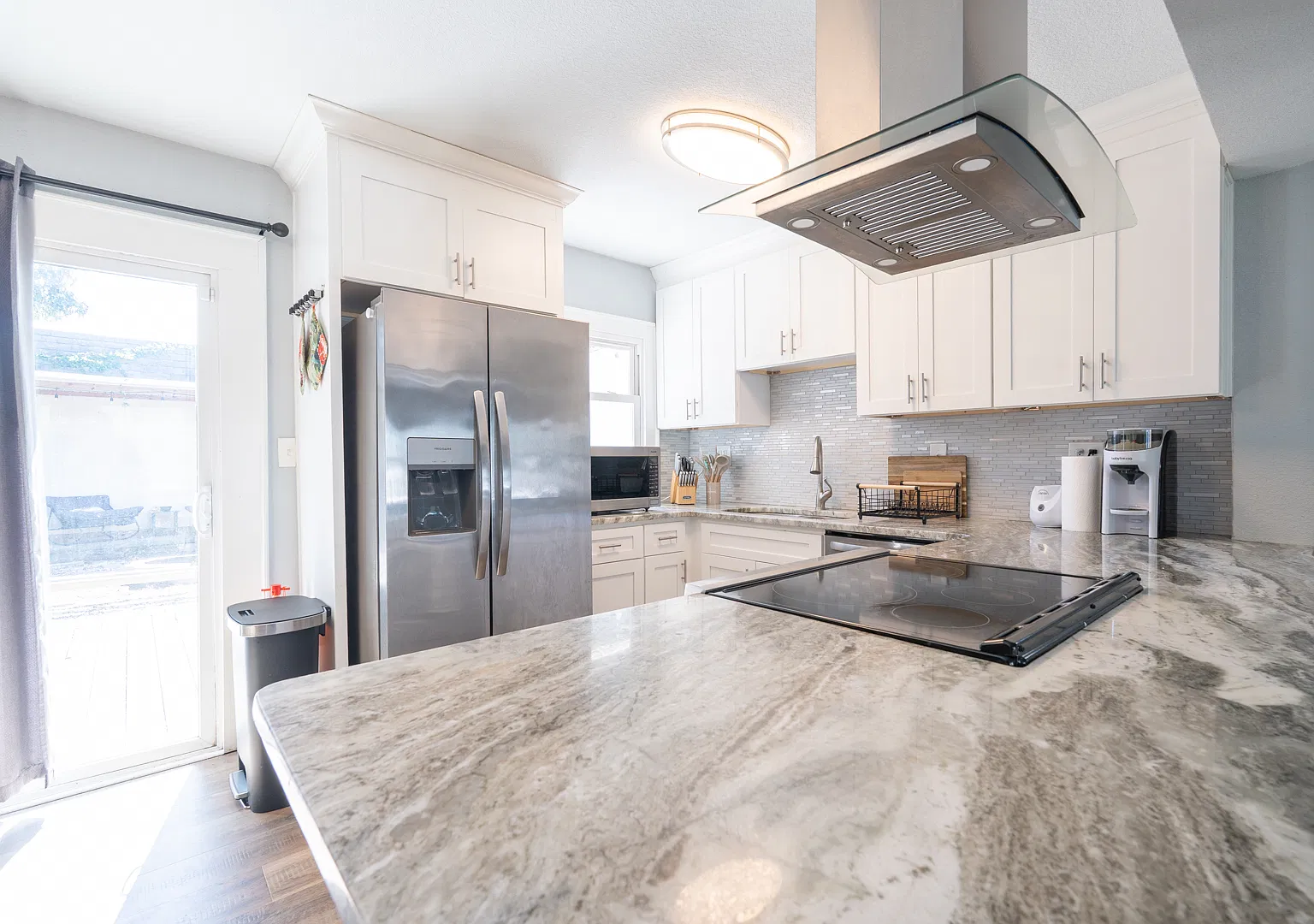 4 bed, 1580 sqft, $2,700 — Photo 3