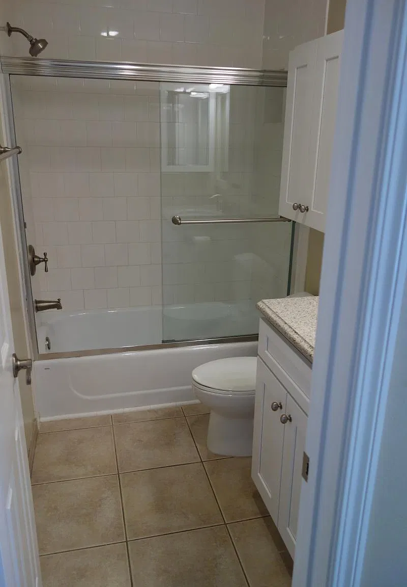 3 bed, 1250 sqft, $4,000 — Photo 2