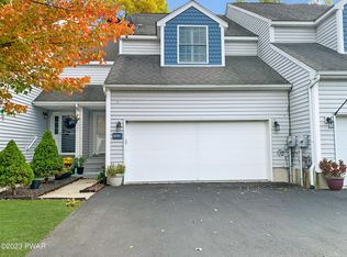 4101 Milford Landing Dr, Milford, PA 18337