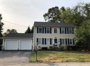 177 Lonsdale Farm Rd, Cumberland, RI 02864