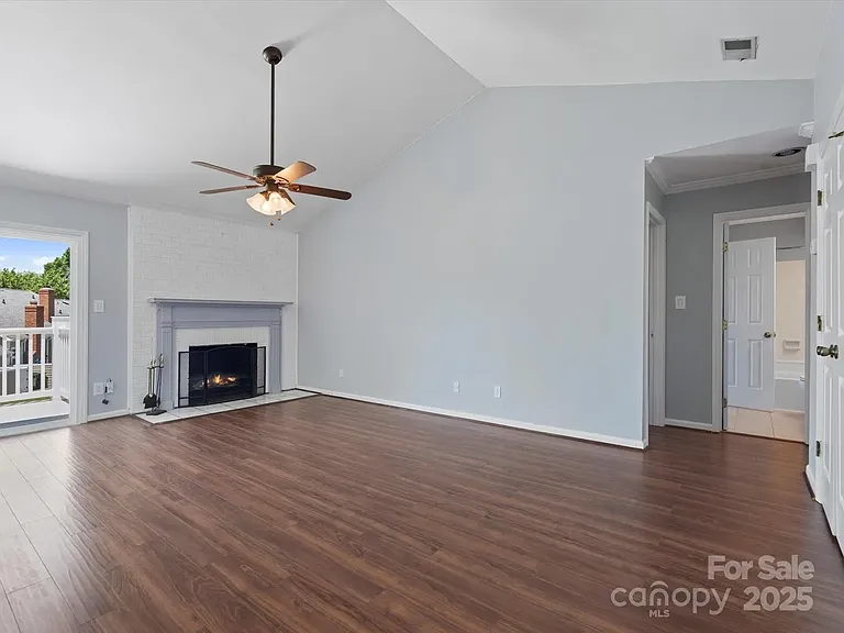 9404 S Vicksburg Park Ct — Photo 10