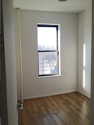 Rented by New Holland Residences | media 27