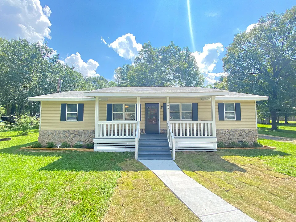 306 Cordelia Dr