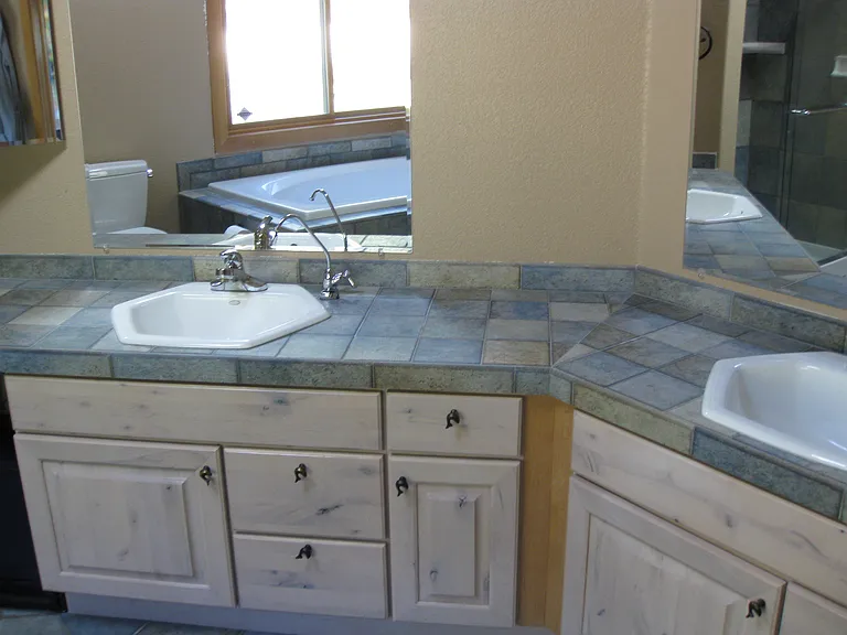 Snyder Mountain Rd — Photo 10