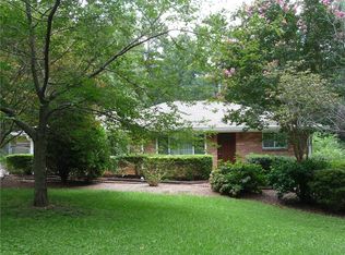 6107 Harleston Rd, Sandy Springs, GA 30328