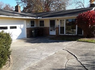2493 Brantwood Dr, Westlake, OH