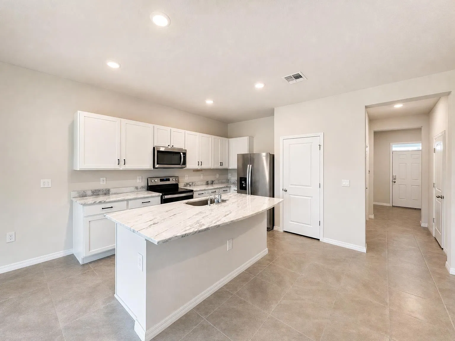 17688 Crescent Moon Loop - 1 — Photo 3