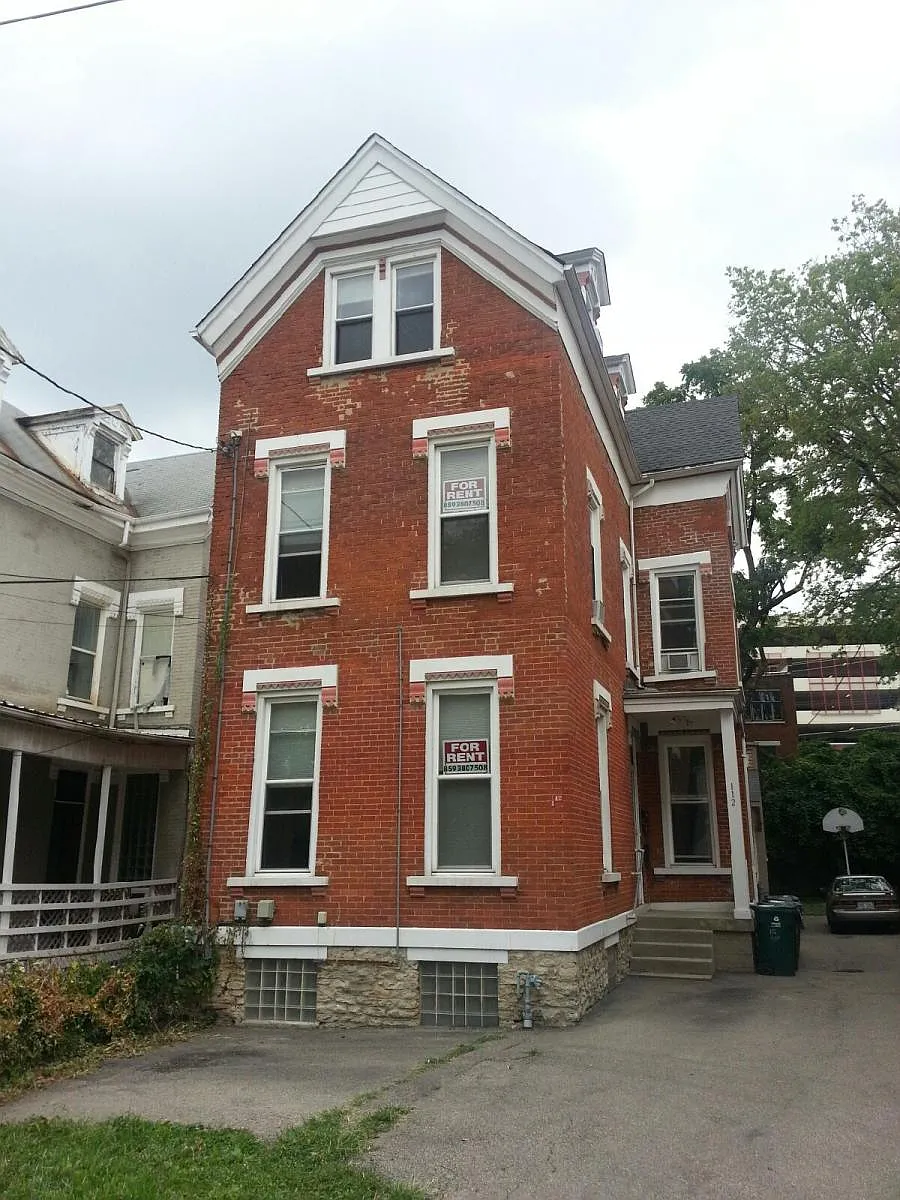 Front of Property - 112 Lyon St #3