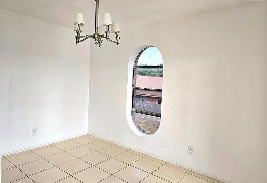 3509 N 23rd Ln Unit 212 — Photo 3