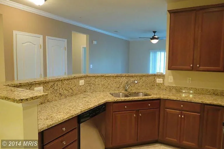 9720 Holmes Pl #403 — Photo 3