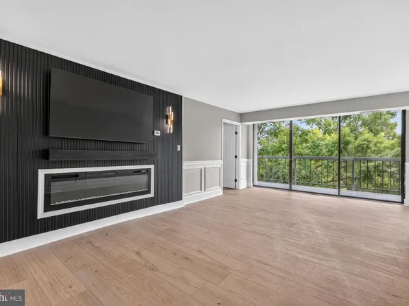 1401 N Rhodes St APT 604, Arlington, VA 22209