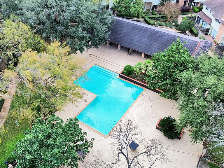 2588 Bering Dr — Photo 42
