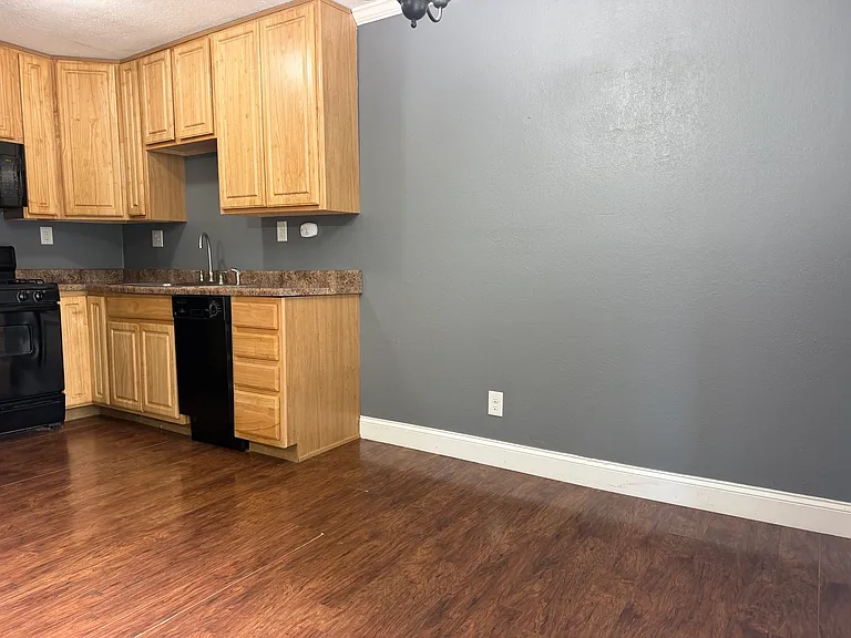 3212 Lafayette Ave #A — Photo 3
