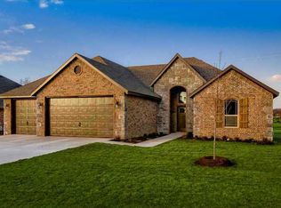 201 Pebble Beach Dr, Cave Springs, AR 72718