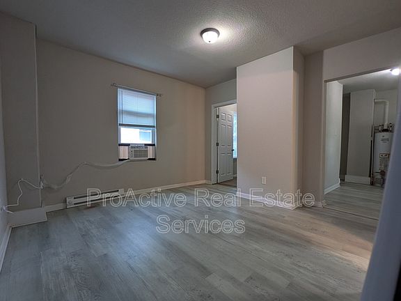2nd image of 809 Whitehead Ave