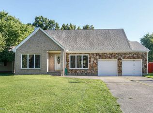 7217 Ben Franklin Ct, Louisville, KY