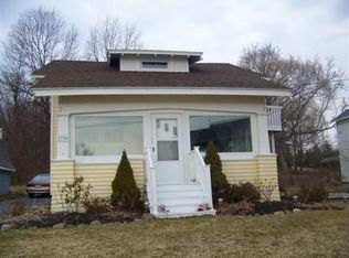 2790 Lower Lake Rd, Seneca Falls, NY 13148