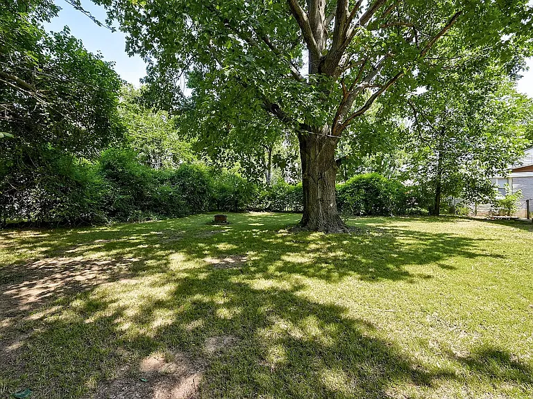 1306 McKinley Ave — Photo 26