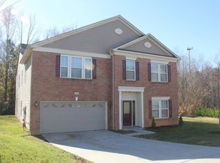 3102 Bamburgh Ct, Charlotte, NC 28216