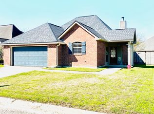 109 Cherry Bark Ln, Lafayette, LA 70508