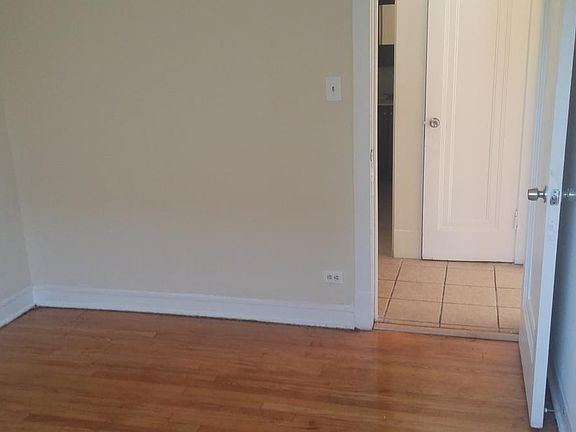 2nd image of 2410 W 66th St #3