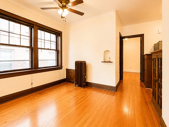 3rd image of 1853 Randolph Ave #1B-1Ba-700Sqft