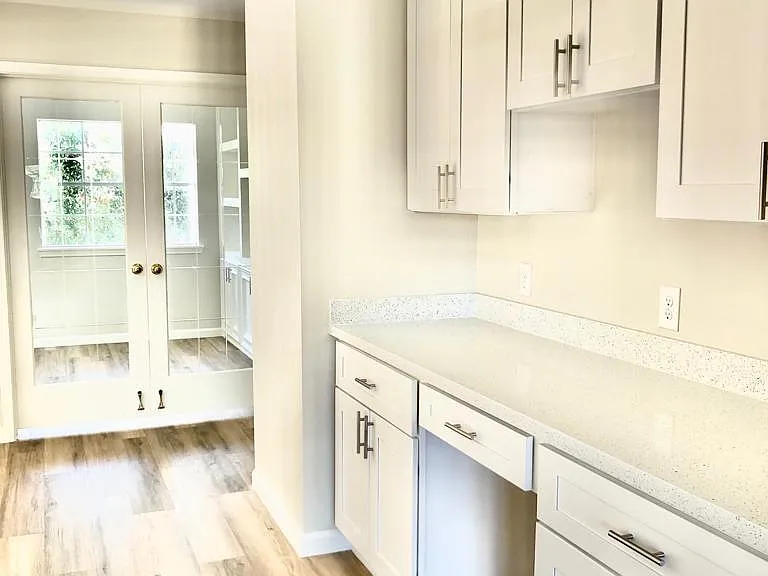 5711 Silver Bay Ct — Photo 30