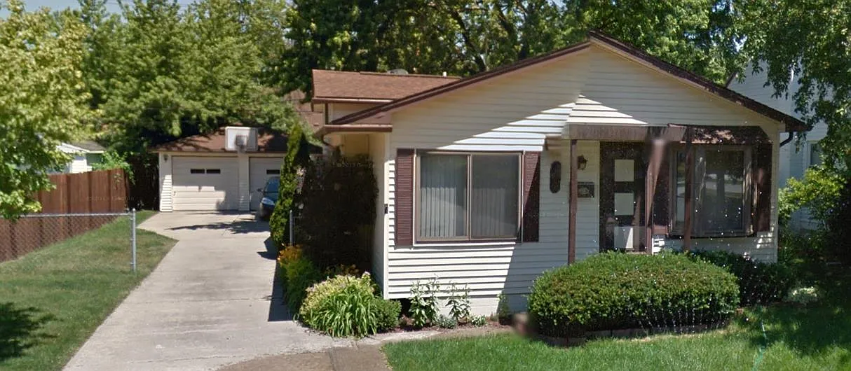 1528 Eaton Rd photo 1