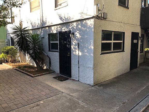 3rd image of 2529 C St
