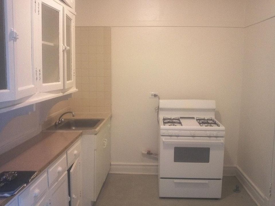 1st image of 7744 S South Shore Dr APT 1B