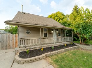 16923 Stephens Dr, Eastpointe, MI 48021