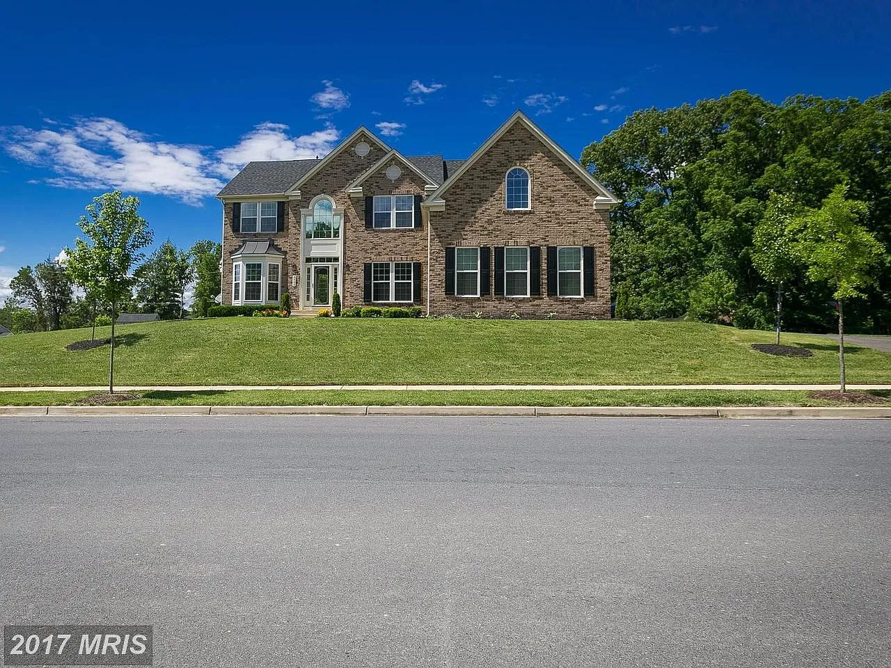 2404 Washington Overlook Dr photo 1