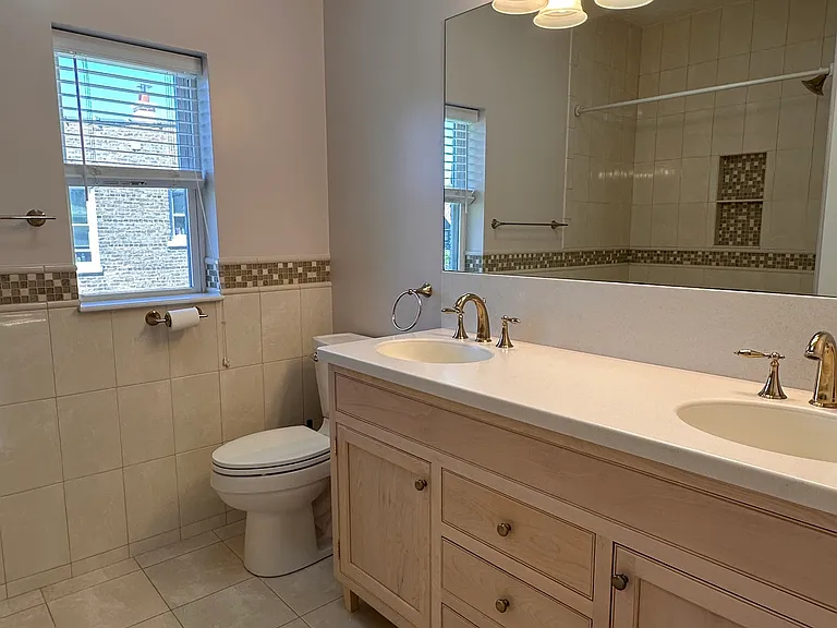 1008 Dewey Ave #2 — Photo 6
