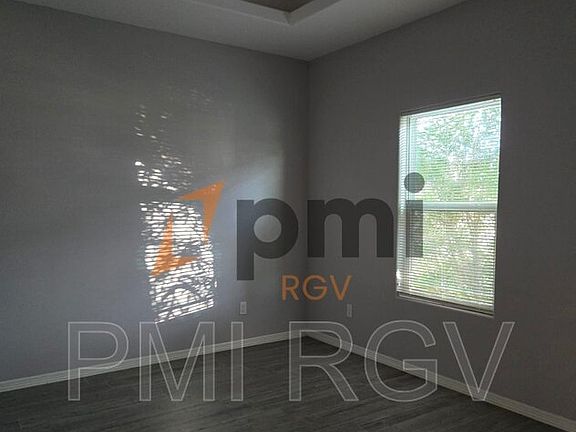 2nd image of 1805 Canyon Dr APT 3