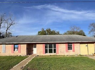 3200 4th Ave, Port Arthur, TX 77642