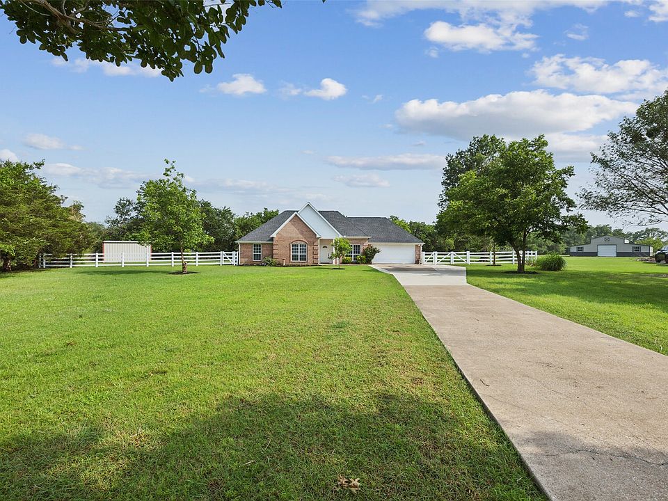 1st image of 180 Nubes Cir