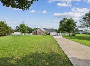 180 Nubes Cir, Royse City, TX 75189